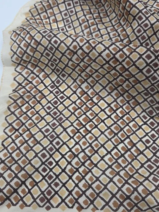 Y2K Vintage Vibe Geometric Grid Scarf – Brown / Tan / Cream - Picture 2 of 3